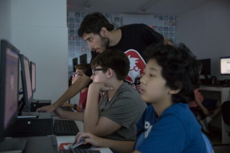 A tecnologia acessível, como aliada para autistas