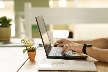 Gateware anuncia vagas com salários de até R$ 21 mil